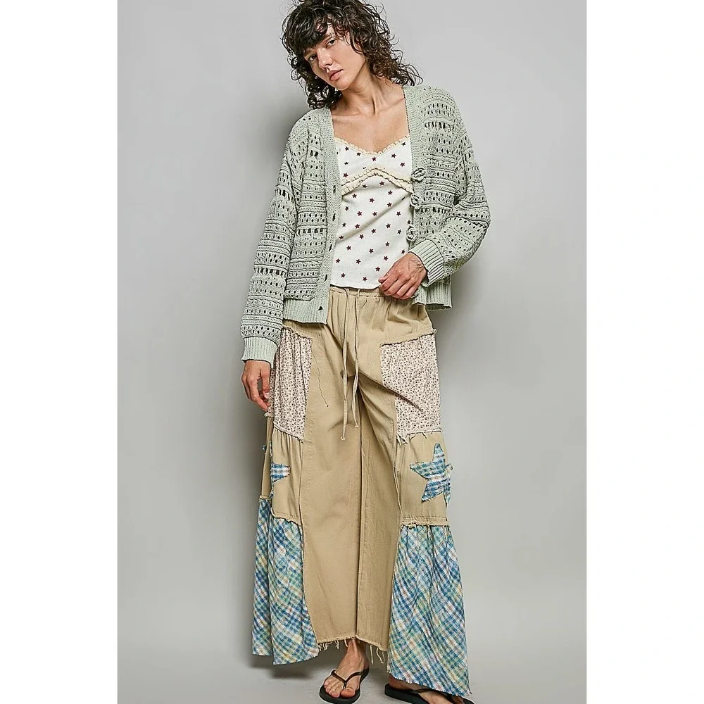 POL‎ Open-Knit Floral Button Cardigan - Medium